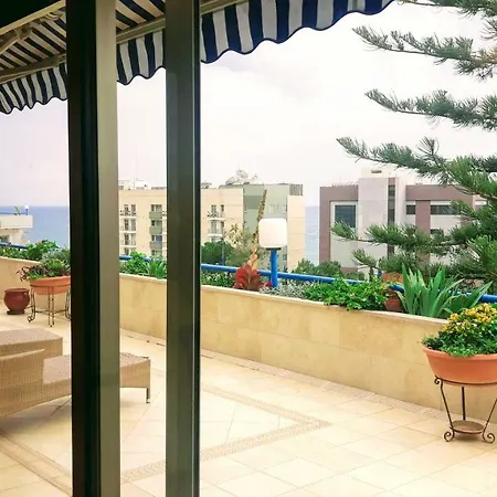 Daire Alania Amathus Seaview Terrace Limasol