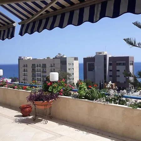 Alania Amathus Seaview Terrace Daire *